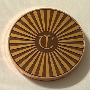 Charlotte Tilbury Beautiful Skin Sun-Kissed Glow Bronzer in 02 Medium